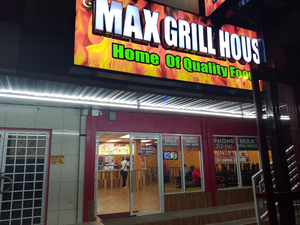 Max Grill House