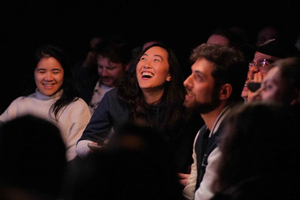Live standup-comedyshow i historiske Gastown