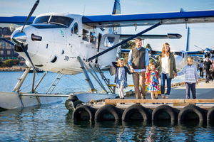 Vancouver: Victoria Day Trip by Seaplane & Butchart Gardens