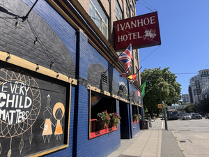 Ivanhoe Pub