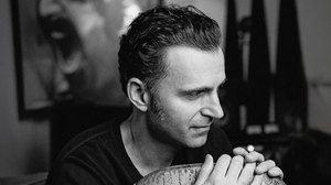 Dweezil Zappa DZ20: Like Father, Like Son