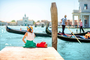 Von Mailand: Ganztagestour mit dem Zug nach Venedig und Verona