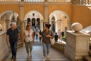 Genua jenseits des Hafens: Prächtige Paläste & versteckte Gassen