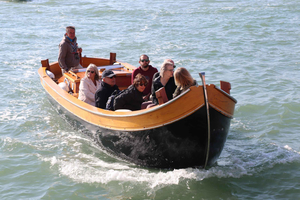 Venetië: Murano & Burano met een traditionele Venetiaanse houten boot