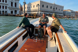 Venezia dal Bragozzo: Tour in Barca tra San Marco e Dintorni