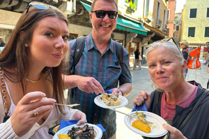 Venezia: Tour guidato della città e del cibo di strada