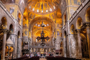 Venice: Insider Tour Rialto Market, St. Mark & Doge’s Palace