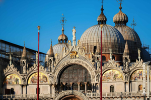 Venedig: Markusdom Tour mit Terrasse und Museum mit Guide