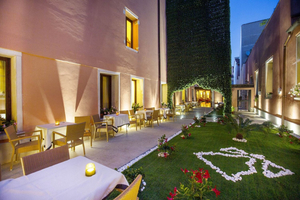 Ai Mori d'Oriente Hotel