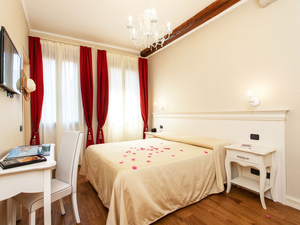 Charming Palace Santa Fosca
