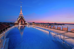 The 17 Best Rooftop Bars in Venice