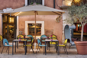 La Rivista Restaurant