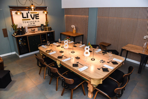 LiVe Sushi Bar