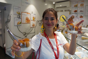 Eat Like a Local Food Tour with Wine & Spritz