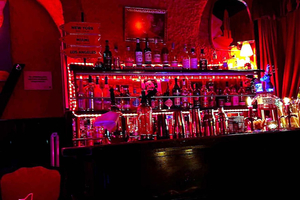 Burlesque and Cocktail Experience at Veleno