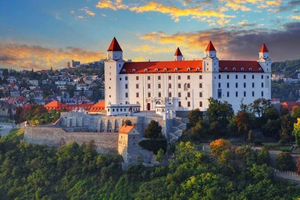 Twin Capitals Escape: Bratislava & Budapest + Pickup