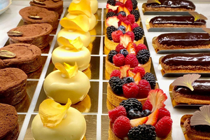 Vienna: Secrets and Scandals with Cake at Cafe Landtmann