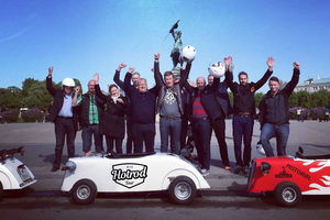 Vienna: Sightseeing Tour in Hotrod
