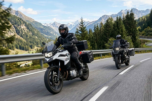 Vienna & the Vienna Woods: Exclusive motorcycle tour with a riding safety trainer