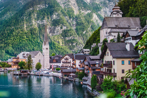 Vienna to Hallstatt Trip & Melk Abbey Stop in 20 Languages
