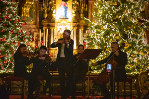 Wien: Vivaldin neljän vuodenajan konsertti Pietarinkirkossa