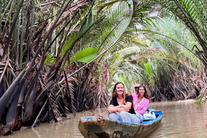 Ben Tre: Tradycyjny rejs łodzią wiosłowaną ręcznie po kanałach kokosowych
