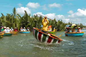 DA NANG: Hoi An Private Trip & GIFT: Free Basket Boat Ticket