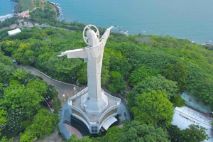 From Ho Chi Minh: Vung Tau Beach & Sightseeing Day Trip