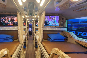 Hanoi Airport: Transfer to/from Sapa by VIP Sleeper Bus