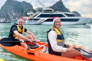 Hanói/isla de Cat Ba: excursión de 1 día a la bahía de Lan Ha en barco de lujo