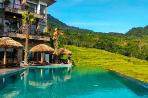 Hanoi/Ninh Binh: Mai Chau & Pu Luong 2-Day Trek & Local Life