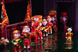 Hanoï : billet coupe-file pour le spectacle de marionnettes sur l'eau de Thang Long