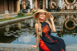 Hoi An: Aluguel de Traje Tradicional, Maquiagem e Ensaio Fotográfico