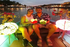 Privéboottocht met lantaarns in Hoi An bij romantische zonsondergang/'s avonds