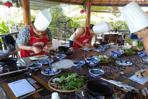 Hoi An: Tra Que Herb Village Cooking Class