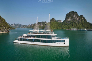Velas de Jade: El crucero de un día más lujoso explora la bahía de Lan Ha