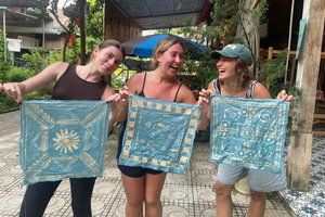 Mai Chau : atelier de batik et de teinture à l'indigo Hmong par VN Haven