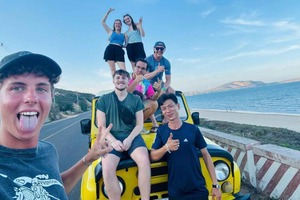 Tour di gruppo a Mui Ne: Dune di sabbia all'alba o al tramonto in jeep