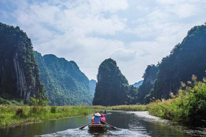 Dia premium em Ninh Binh: Hoa Lu, Tam Coc e passeio de barco no rio
