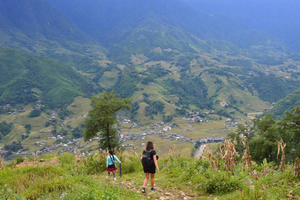 Camina conmigo por Sapa: 2 días de senderismo y estancia en mi casa h'mong