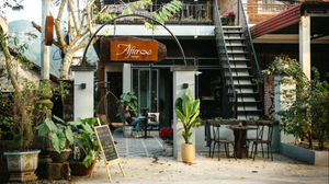 After 8 Lounge - Brunch & Cocktails
