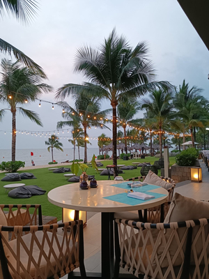 Amber Sands Beach Club - Crowne Plaza Phu Quoc Starbay