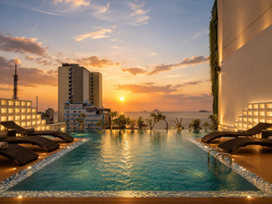 Autumn Sea Boutique Hotel