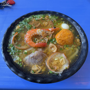 Bánh Canh 82