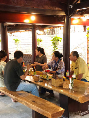 Chay Nhà Gỗ Quán