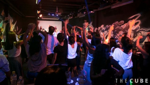 Cube Bar