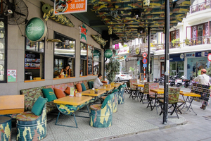 DMZ Bar & Restaurant