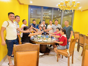 Hải Sản Quảng Ninh - Trọng hải sản Chi nhánh Vinhomes Ocean Park 1