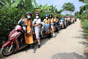 Hanoi Countryside Motorbike Tour Led By Women