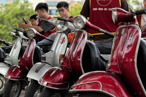 Hanoi Vespa Tour To Bat Trang Ceramic Village Led By Women